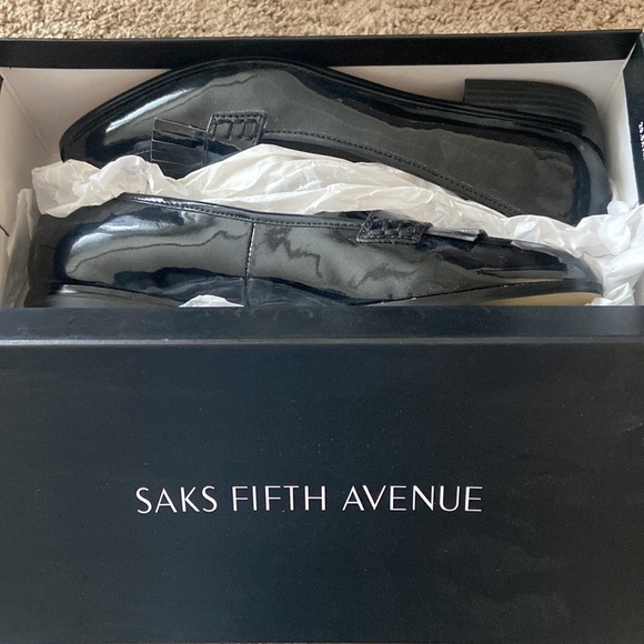 Black patent loafers, synthetic uppers. New with box woman’s 8M - Picture 6 of 6